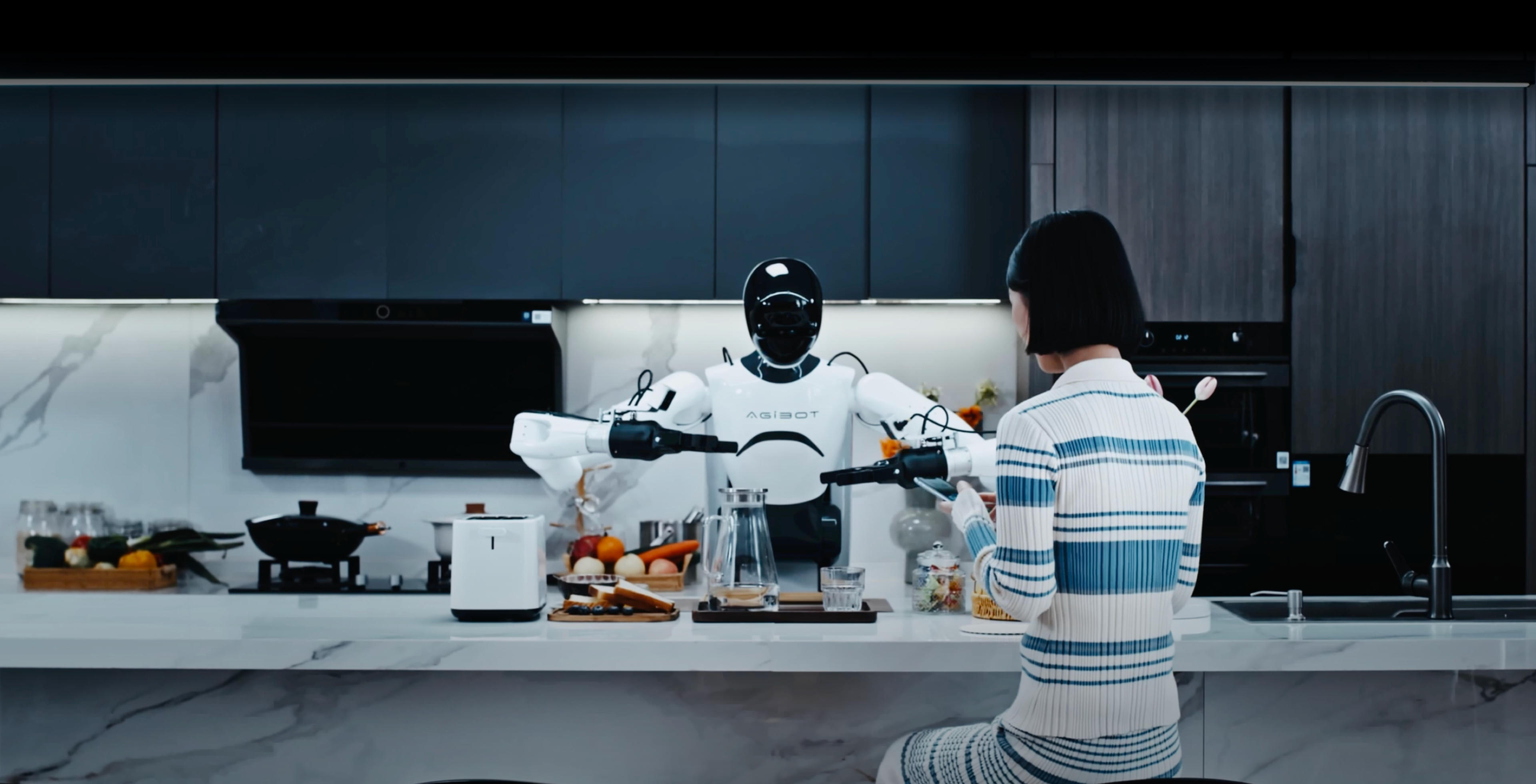 今年会jinnianhui发布！ Genie Studio：行业首款具身智能一站式开发平台